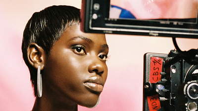 MAKEUP ARTIST MODEL VISUAL