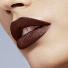 ROUGE ARTIST
