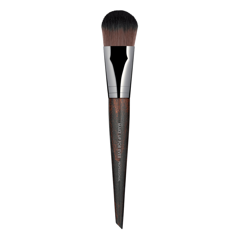 FOUNDATION BRUSH - MEDIUM - 106