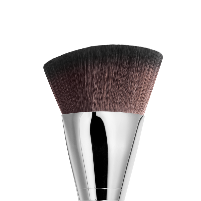 HD SKIN FOUNDATION BRUSH - 109
