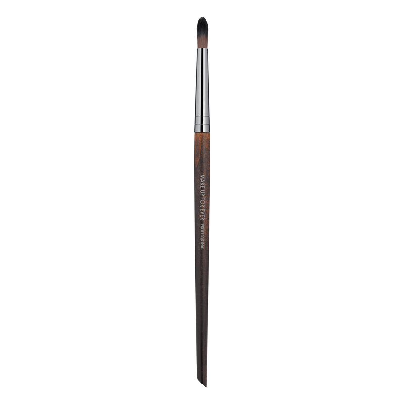 Precision Crease Brush - Small - 214