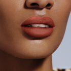 ROUGE ARTIST