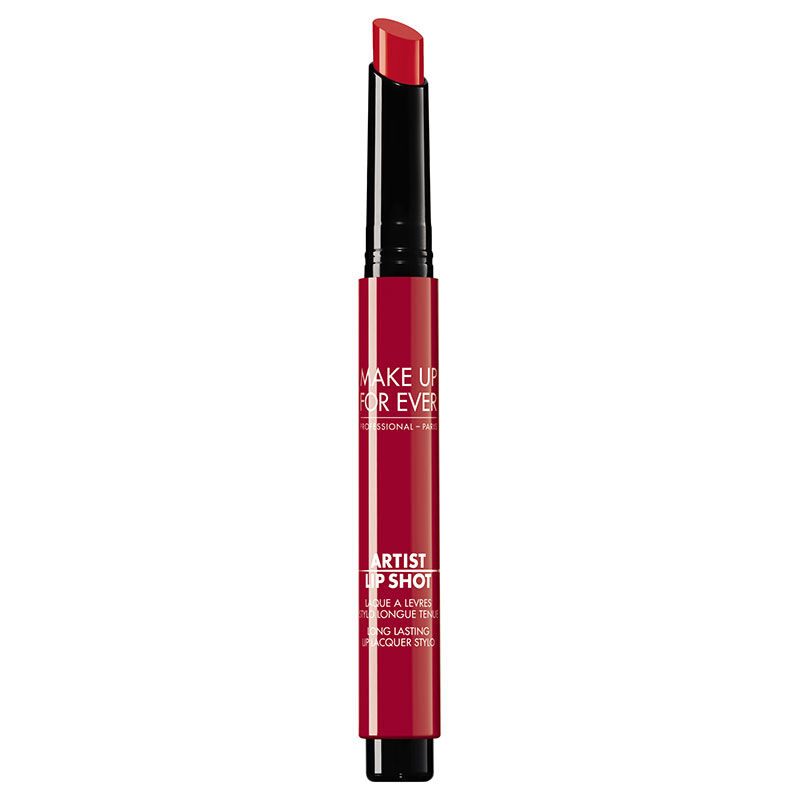ARTIST LIP SHOT