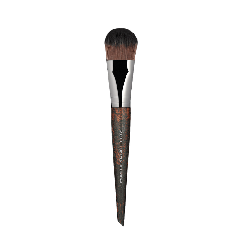 FOUNDATION BRUSH - MEDIUM - 106