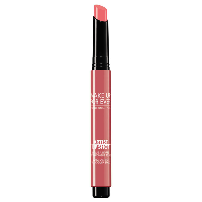 ARTIST LIP SHOT