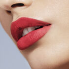 ROUGE ARTIST