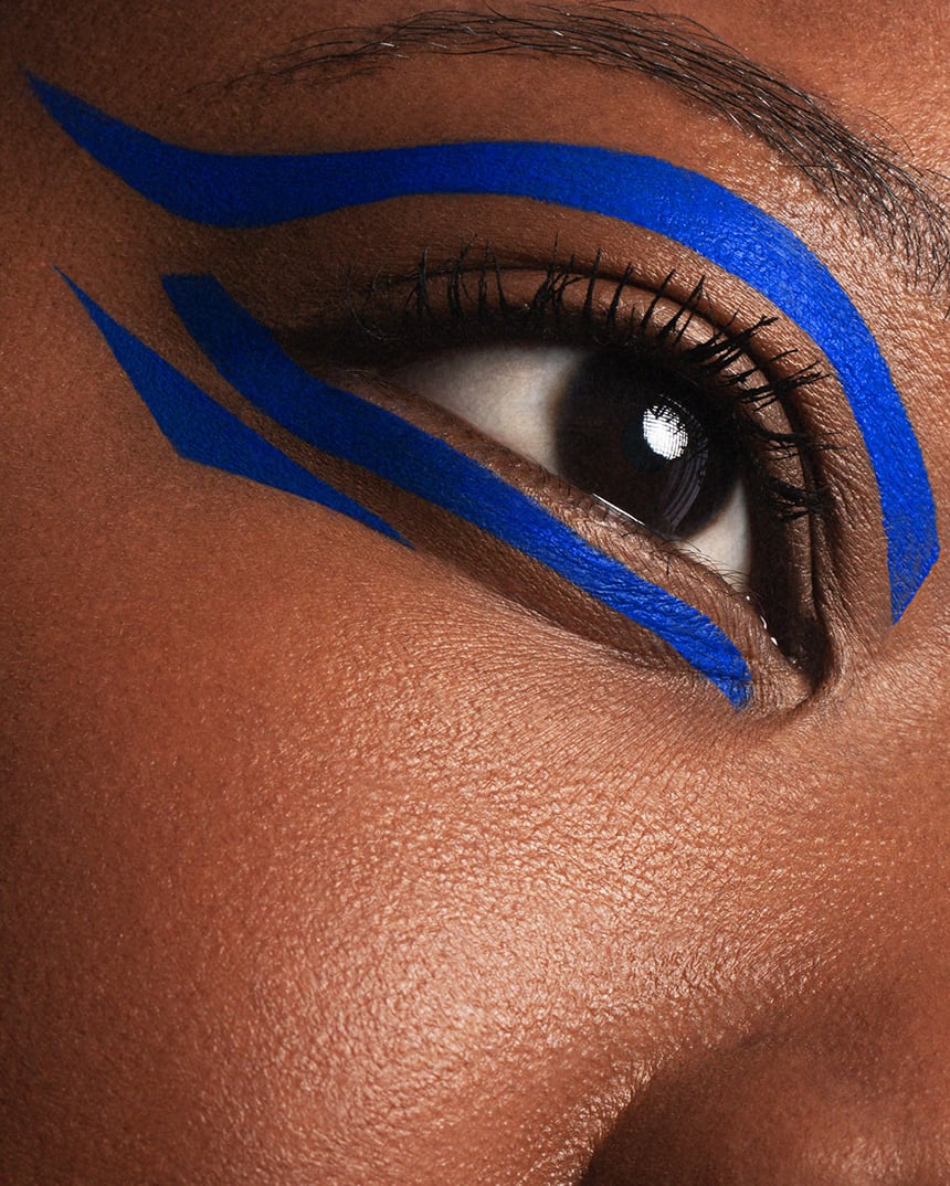 blue eyed armor snap look