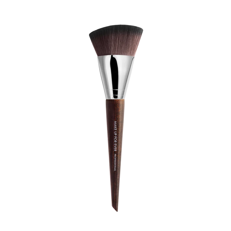FREE BRUSH ($45 VALUE) WITH ANY PURCHASE OF THE NEW BALANCING & PERFECTING FOUNDATION